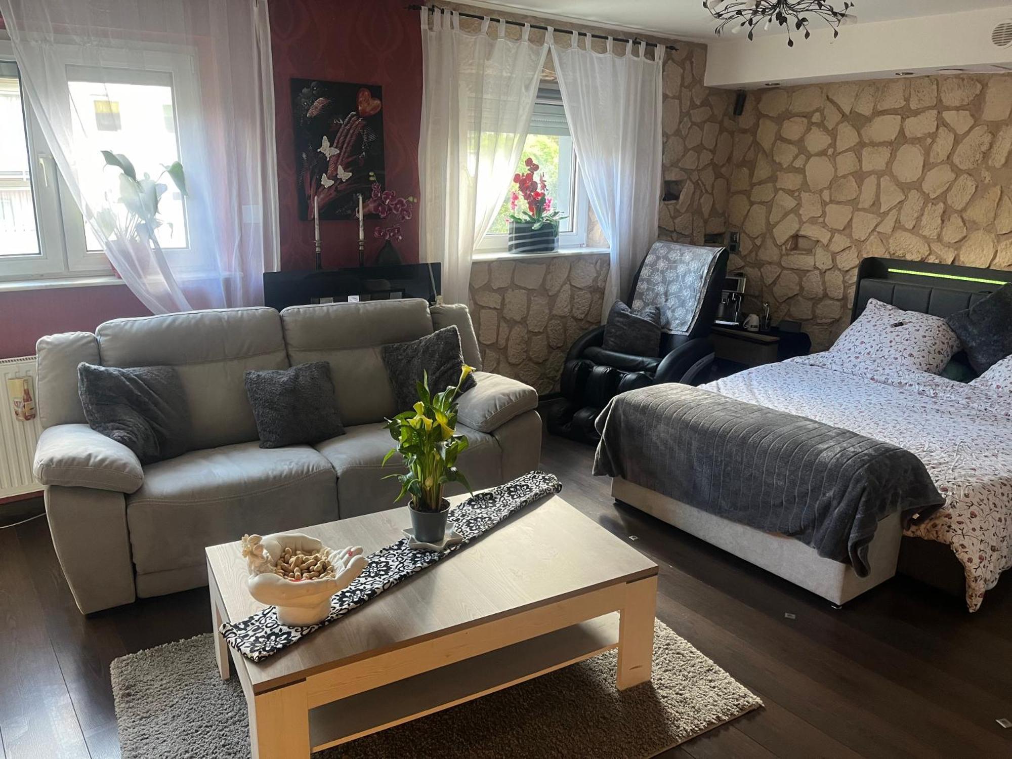 Gaestezimmer In Ratingen Bei Duesseldorf Mit Einem Hauch Luxus Kültér fotó