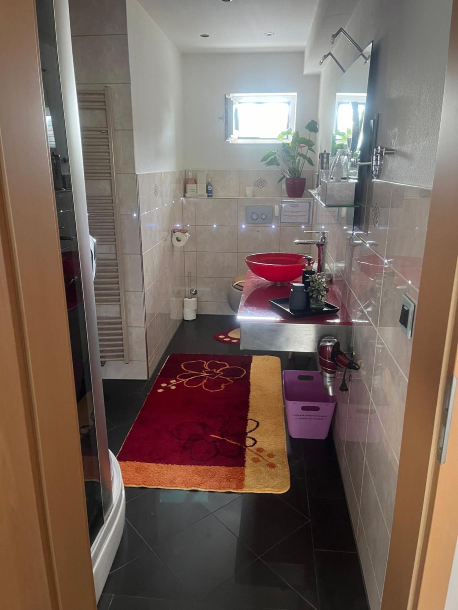 Gaestezimmer In Ratingen Bei Duesseldorf Mit Einem Hauch Luxus Kültér fotó
